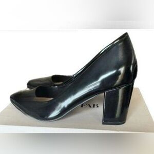 Size 8 (fits like Sz 9) Women’s Pumps - Jenika - Shoe Dazzle